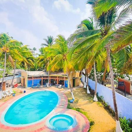 Hostal Club Mochilero 拉利伯塔德 外观 照片