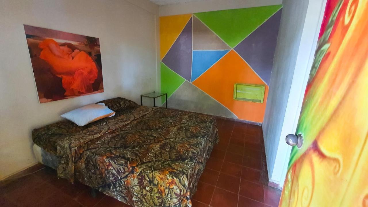 Hostal Club Mochilero 拉利伯塔德 外观 照片